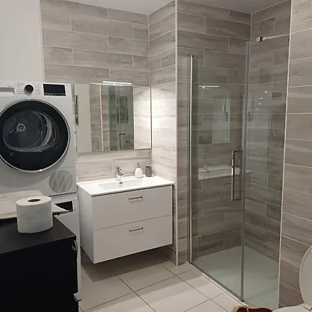 T2 Neuf Terrasse Le Long Voie Douce- 10mn En Velo Apartamento La Ciotat